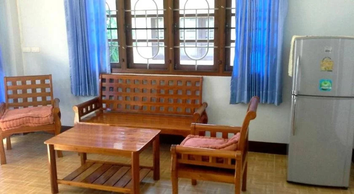 Krisada Beach Resort