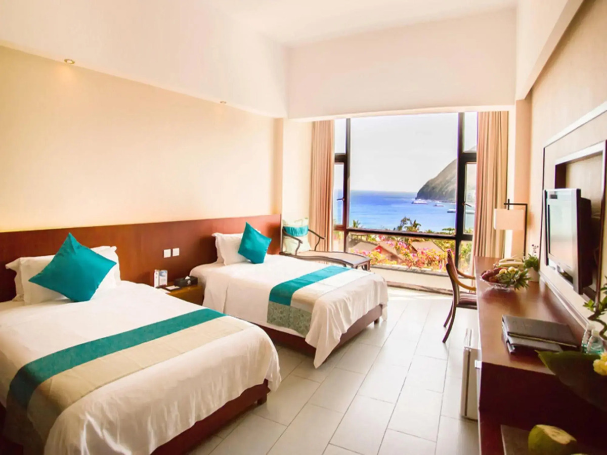 Отель Luyi Seaview