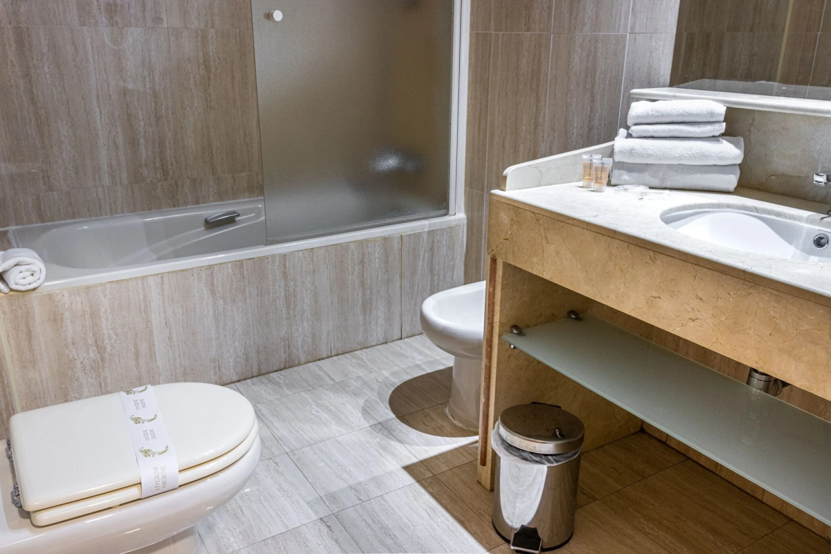 Отель Reina Cristina