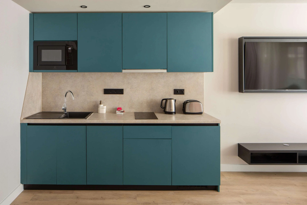 Escala Hotel & Suites