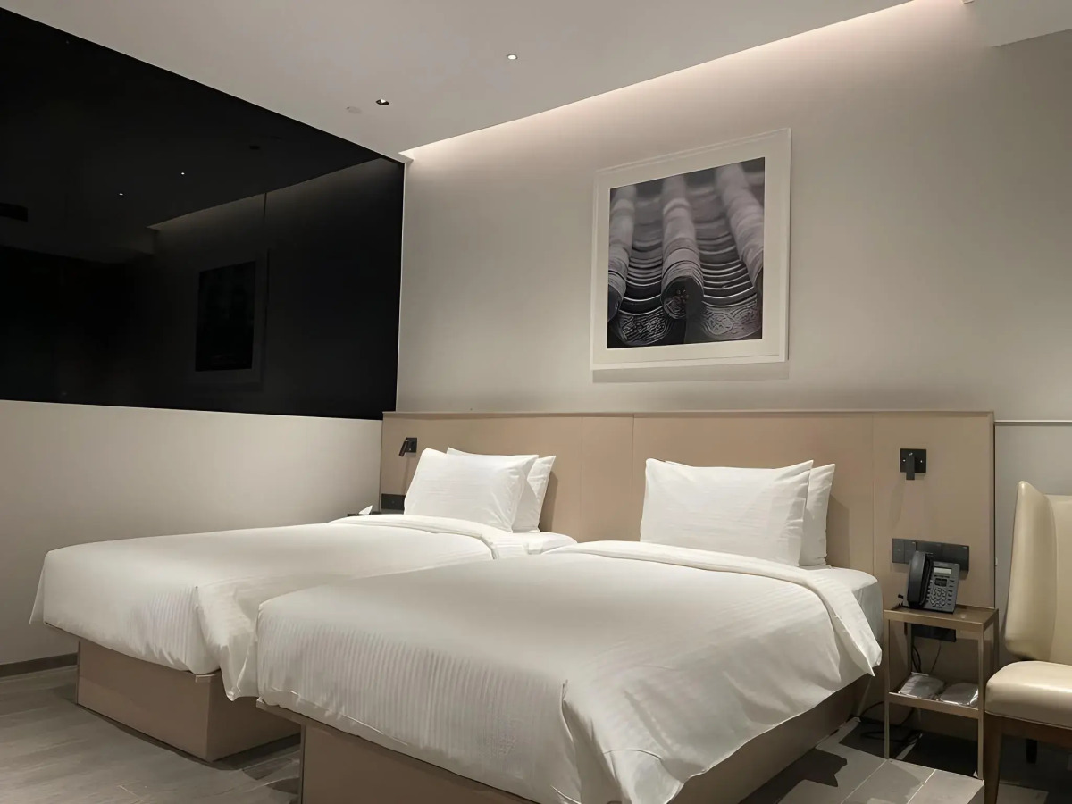 Отель Meichen (ex Aerotel Beijing Daxing International Airport)