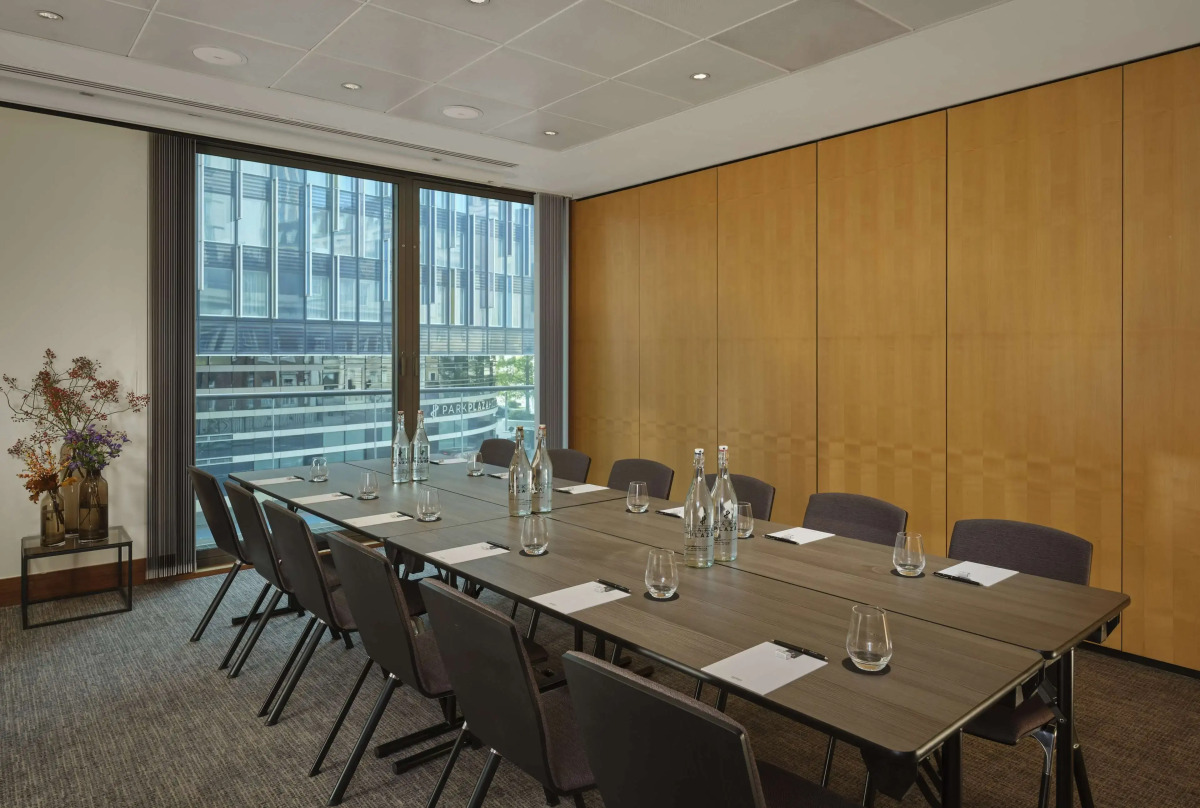 Park Plaza County Hall London