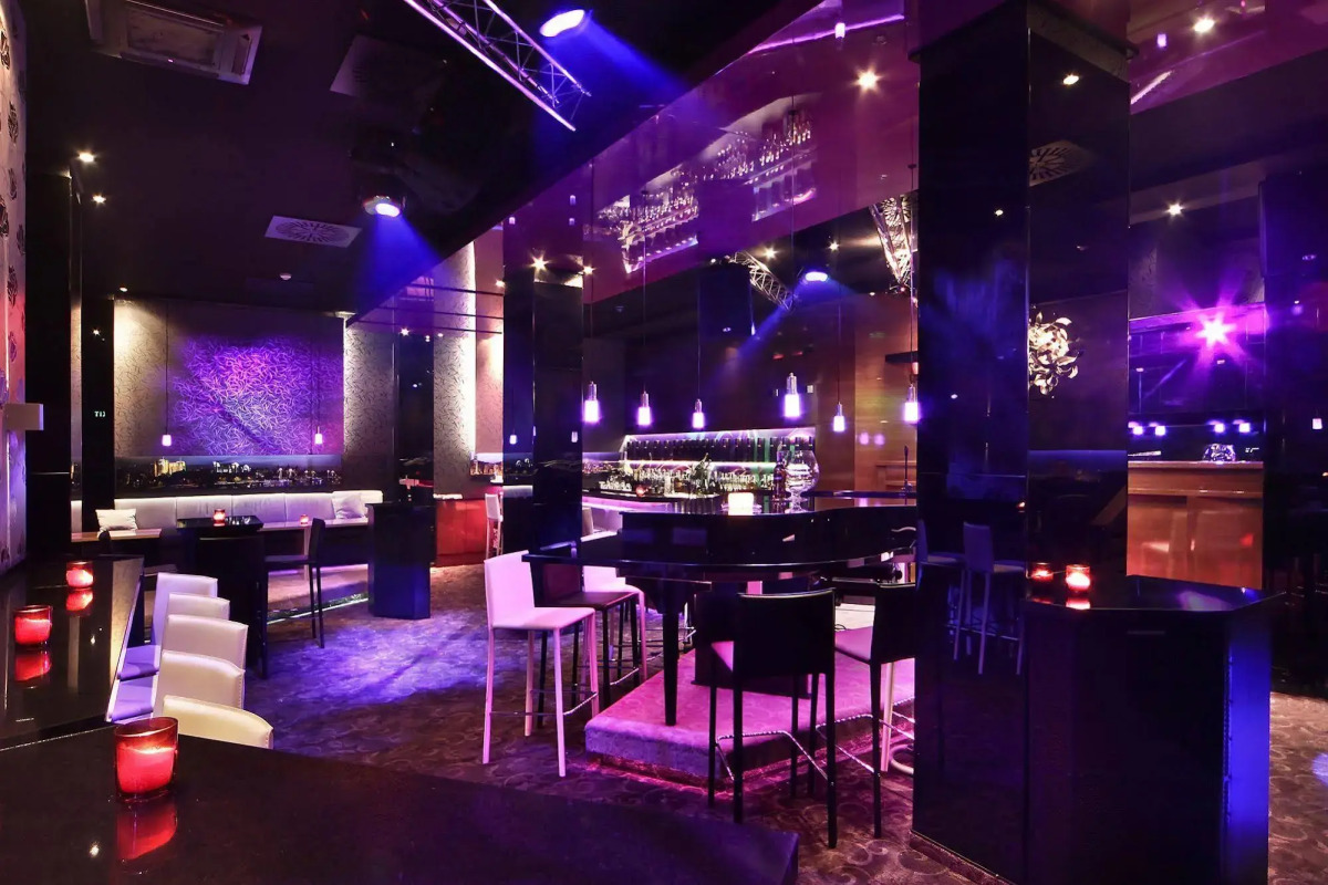 City Avenue Hotel by HMG