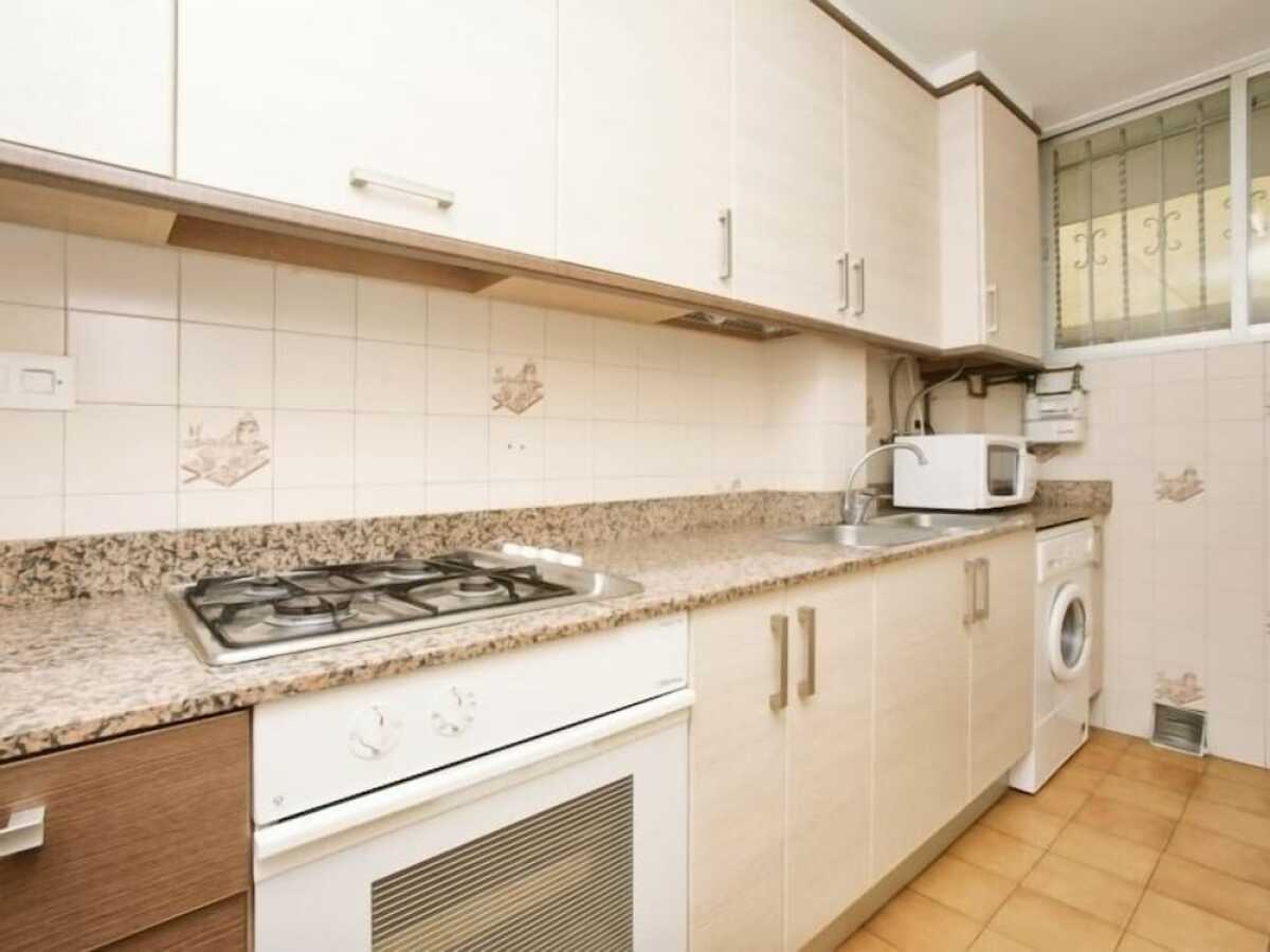 Apartamentos Sol de España 46