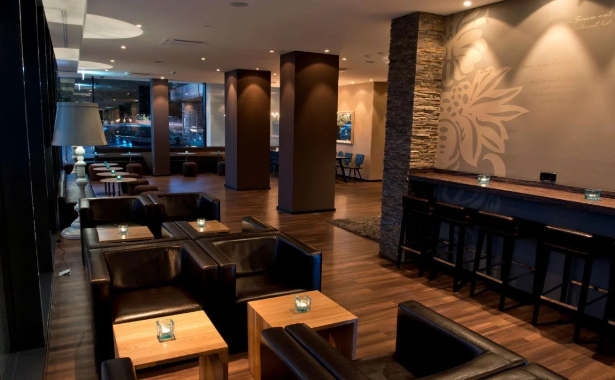 Motel One Salzburg - Mirabell