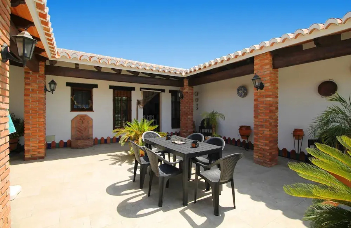 1098 Villa la Rambla