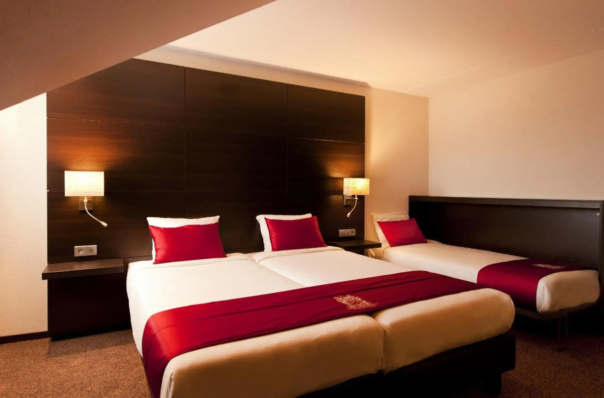 Van Der Valk Avifauna