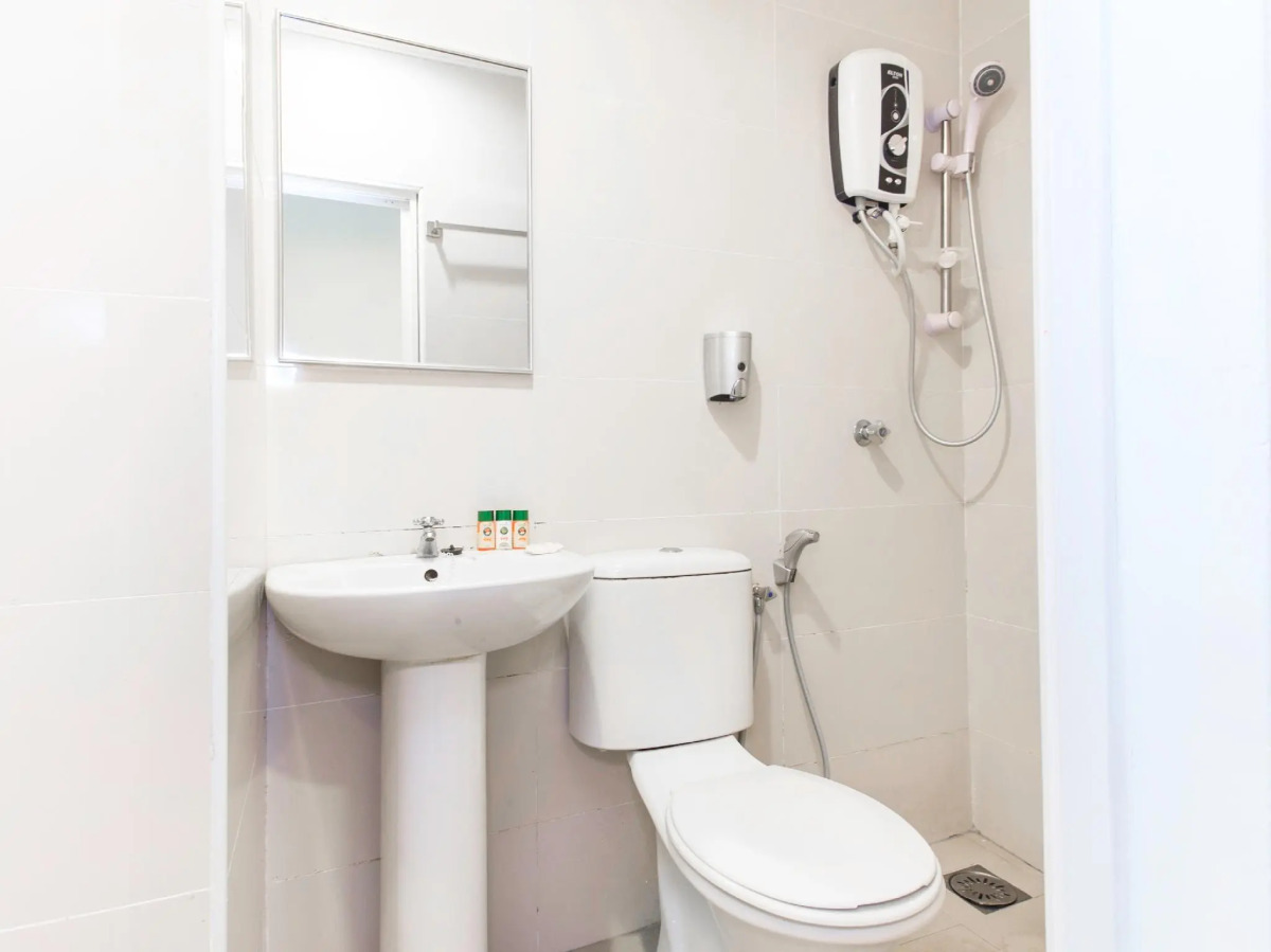 OYO 90422 T-signature Hotel Kuala Lumpur