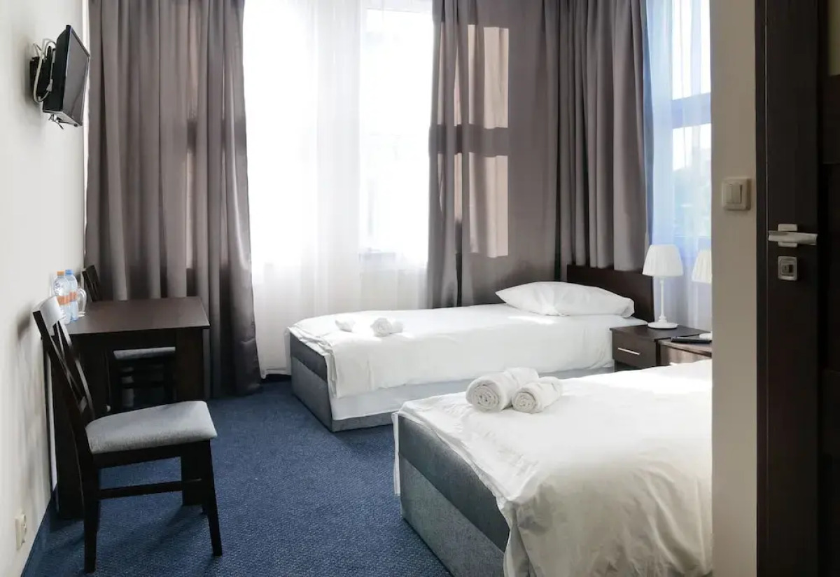 Baza Hotelowa Nowe Horyzonty