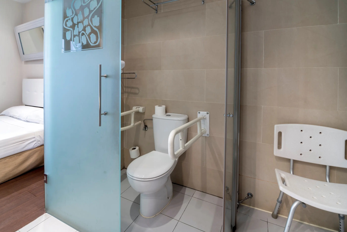 Отель Petit Palace Triball