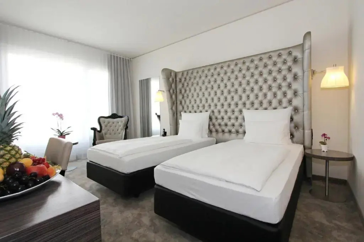 Отель Arcotel John F 