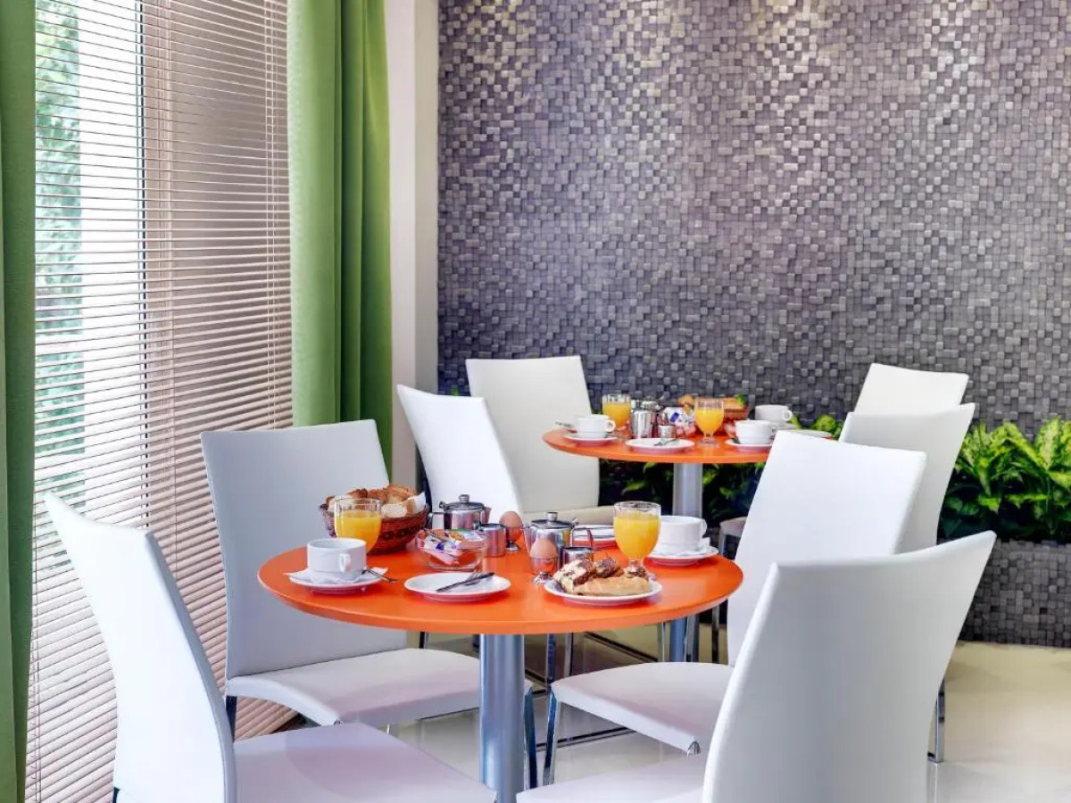 Phidias Piraeus Hotel