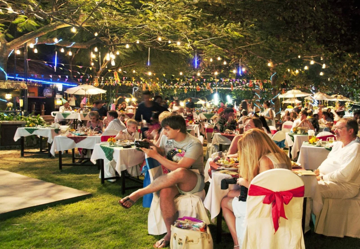 Sunset Village Beach Resort