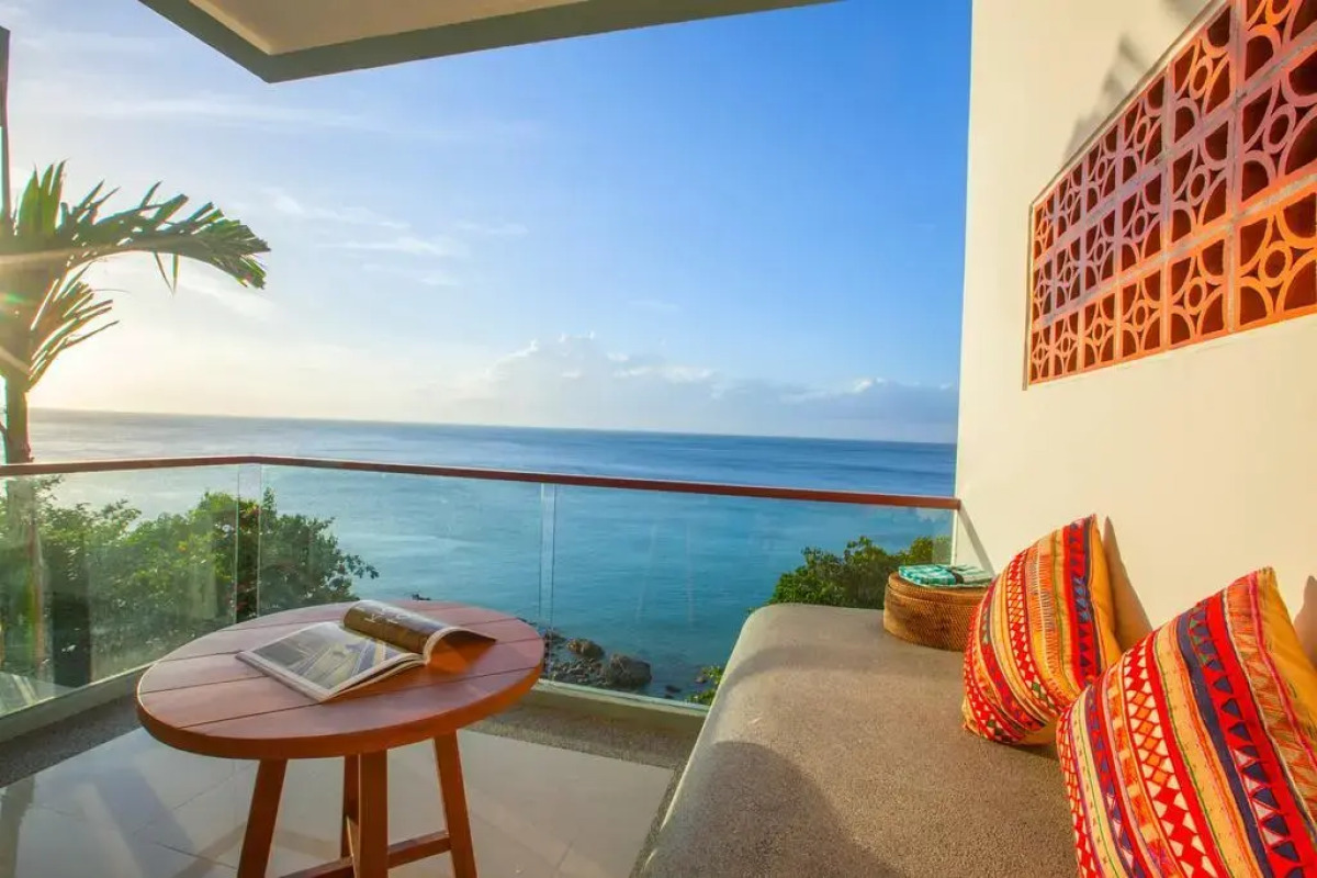 Отель Norn Talay Surin Beach Phuket