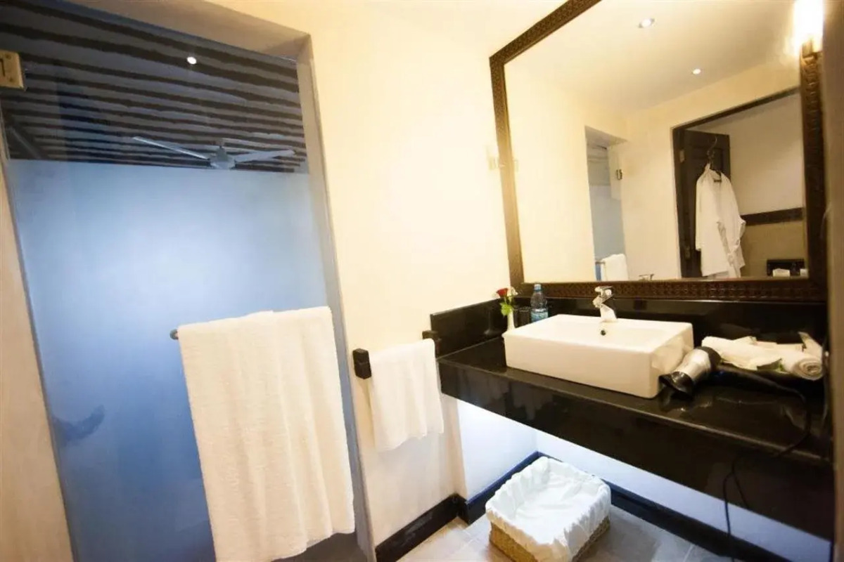 Jacaranda Indian Ocean Beach Resort