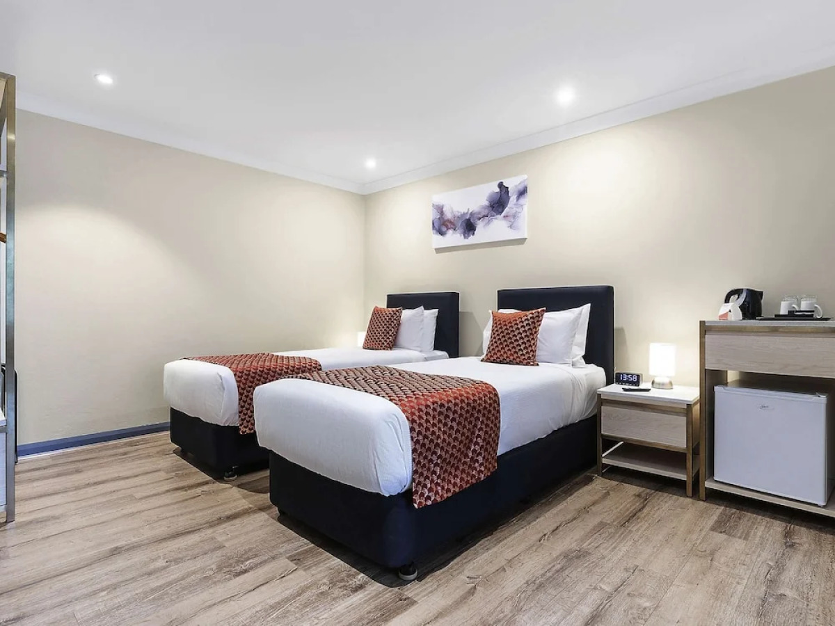 BreakFree on Broadway Sydney