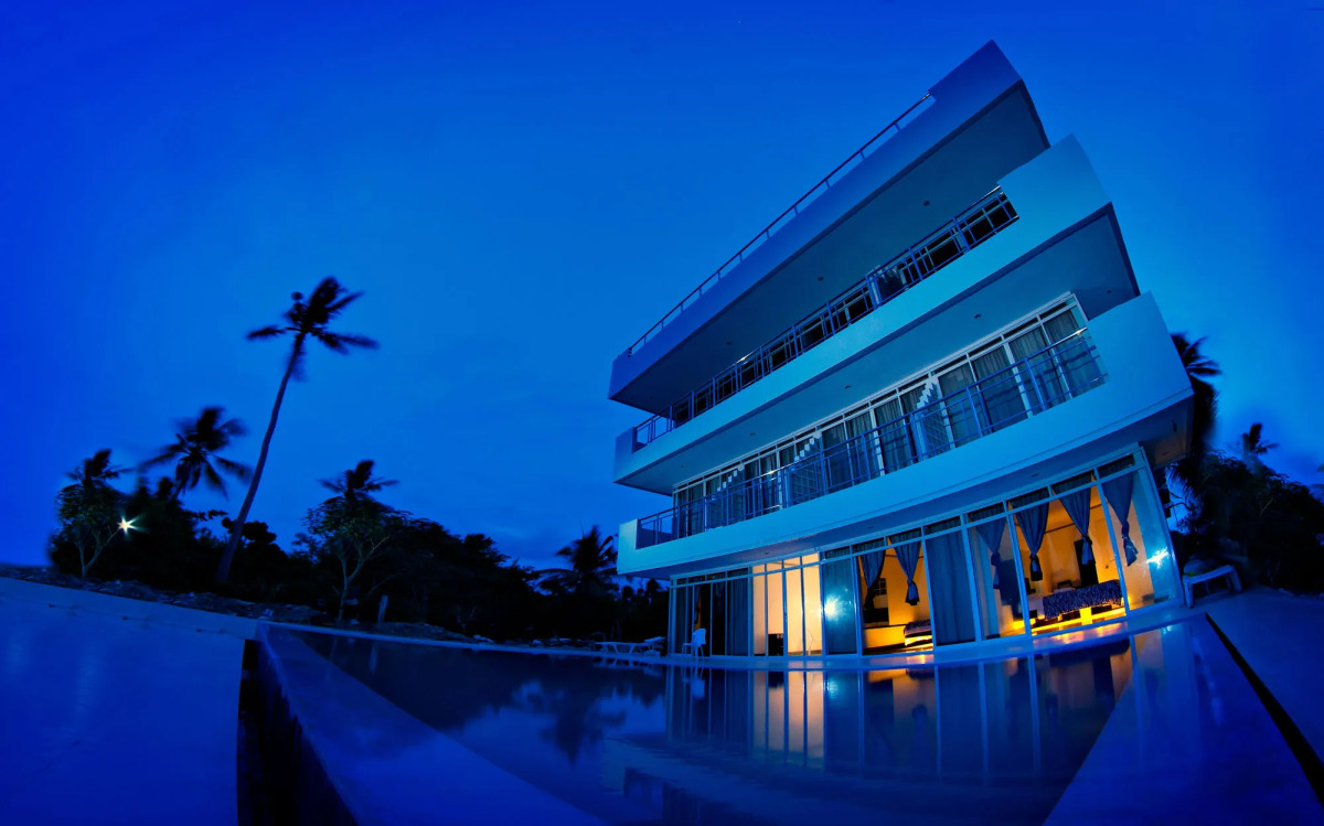 Bohol South Beach Hotel