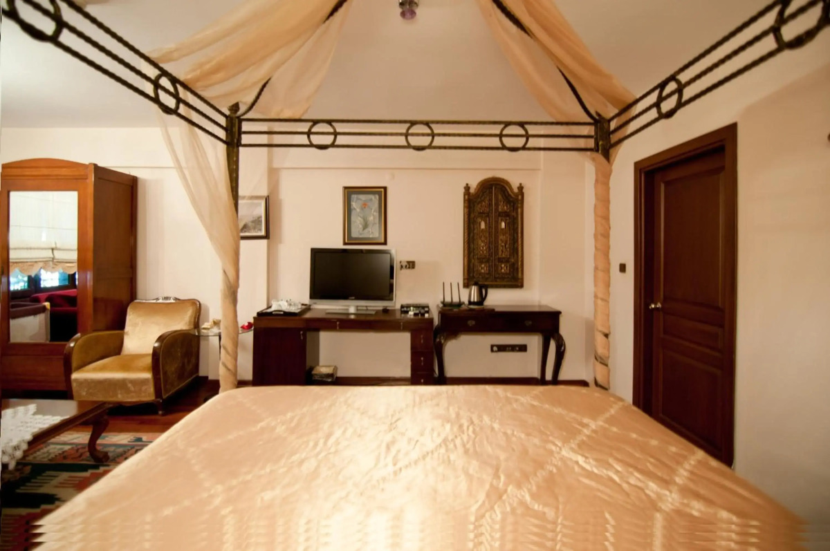 Villa Sphendone Suites