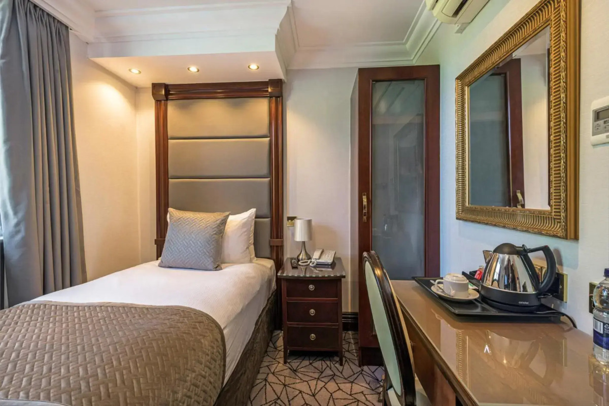 Hyde Park International