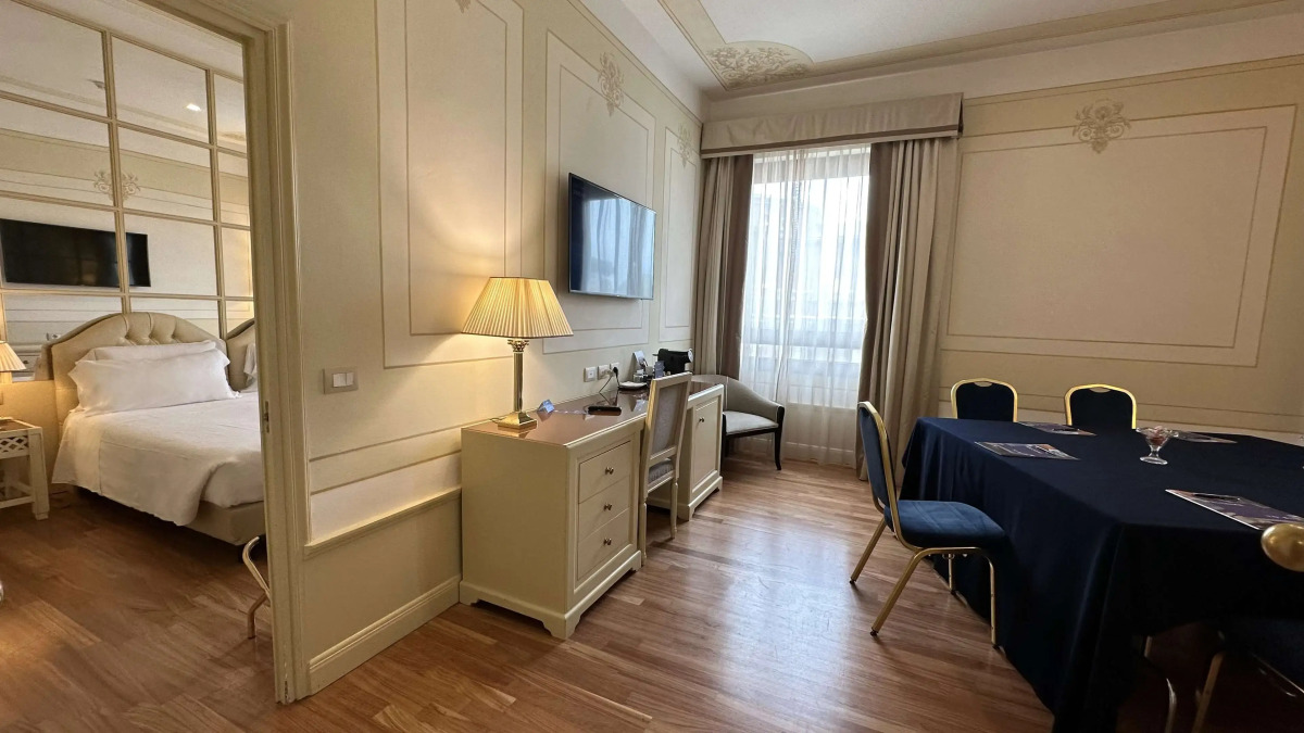 Radisson Blu GHR Hotel, Rome