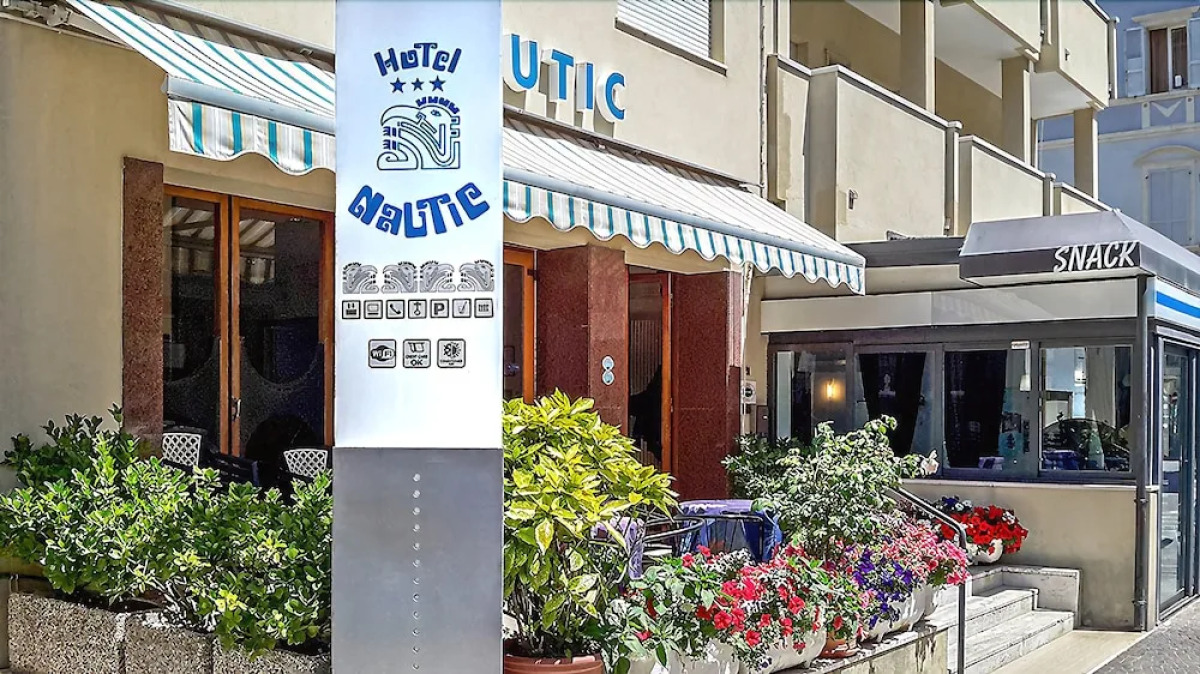 Nautic Beach Hotel