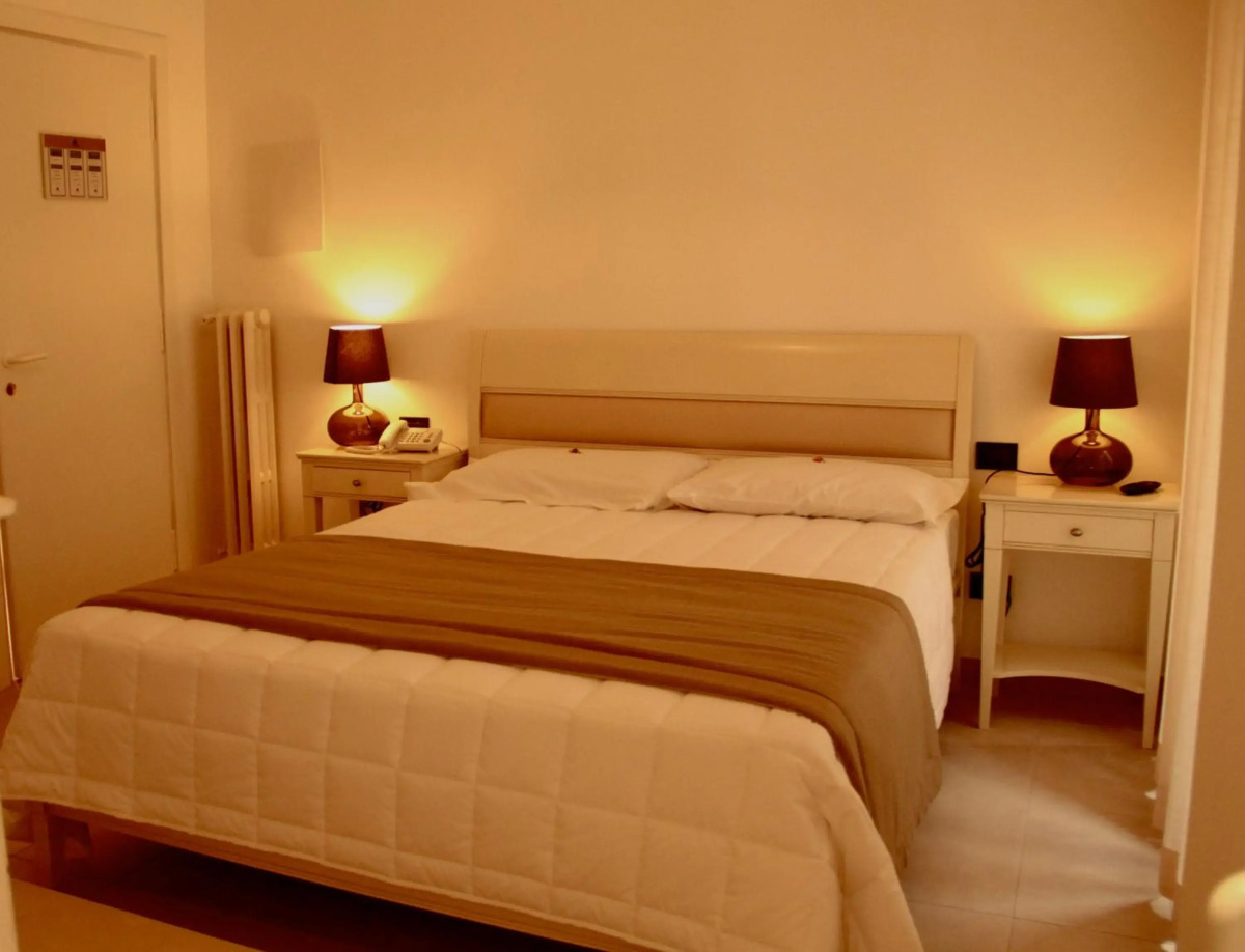 St. Peter' Six Rooms & Suites