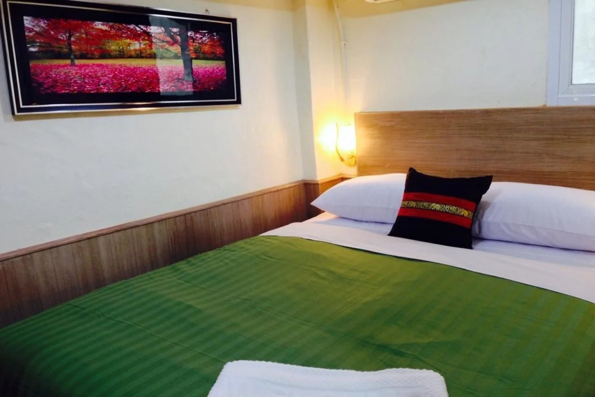 Sukhumvit 20 Guest House