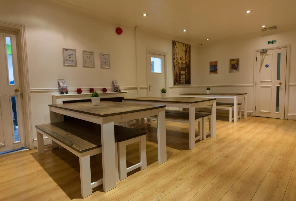 Smart Hyde Park View - Hostel