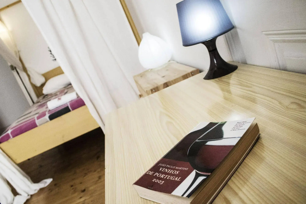 Locals Hostel & Suites