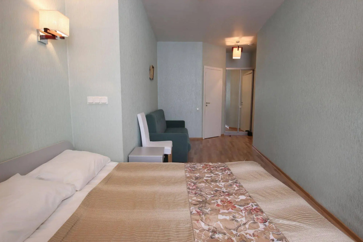 Невский просп., 105