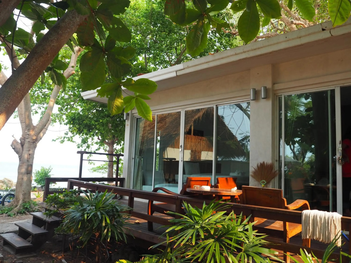 Larissa Samed resort