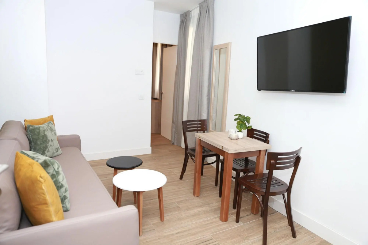 New Point Madrid Opera