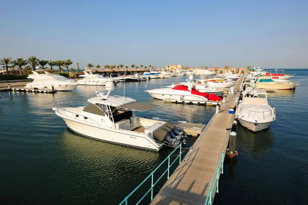 Al Bander Hotel & Resort