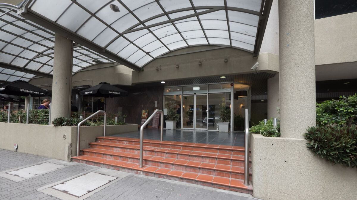 Abbey on Roma Hotel & Apartments