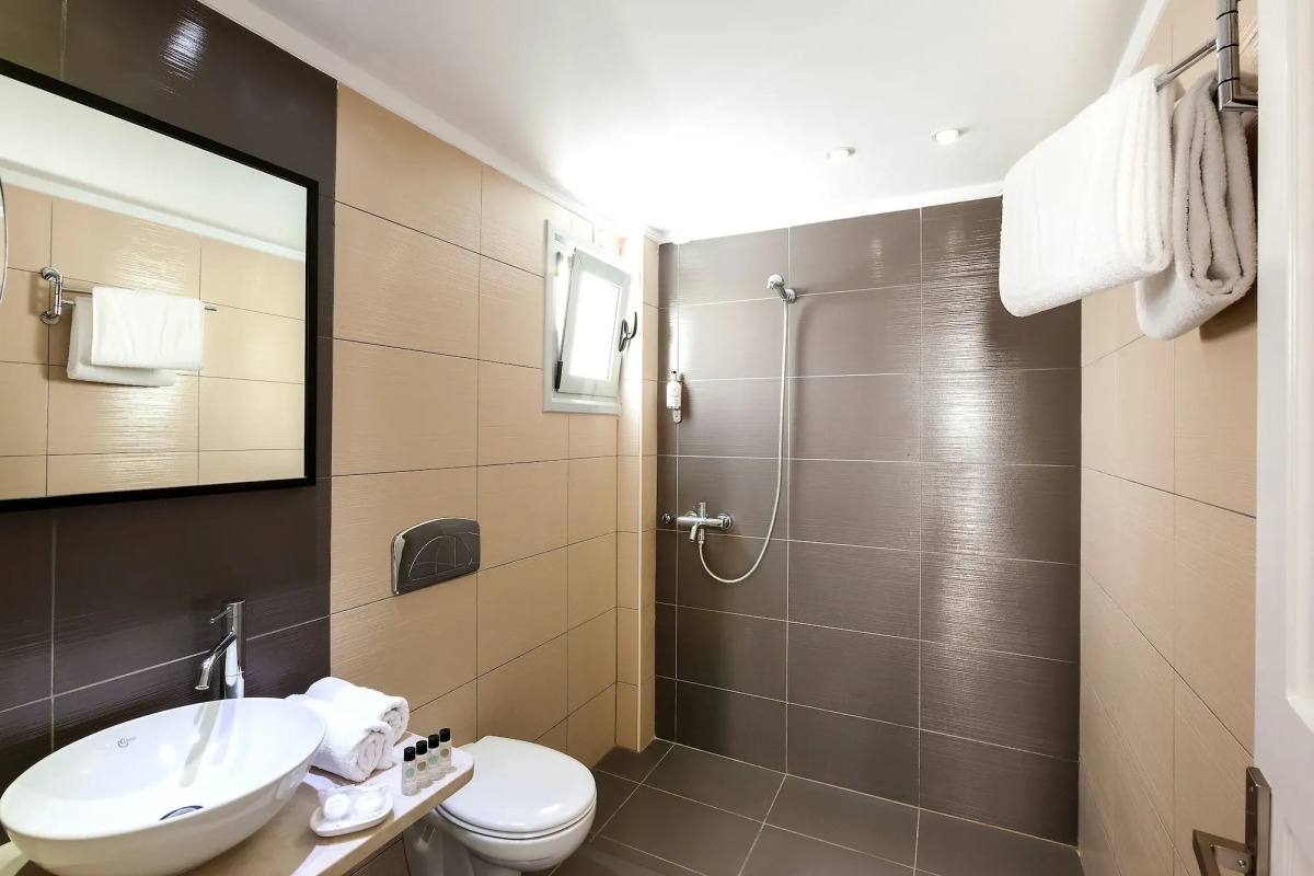 Memories Beach Hotel