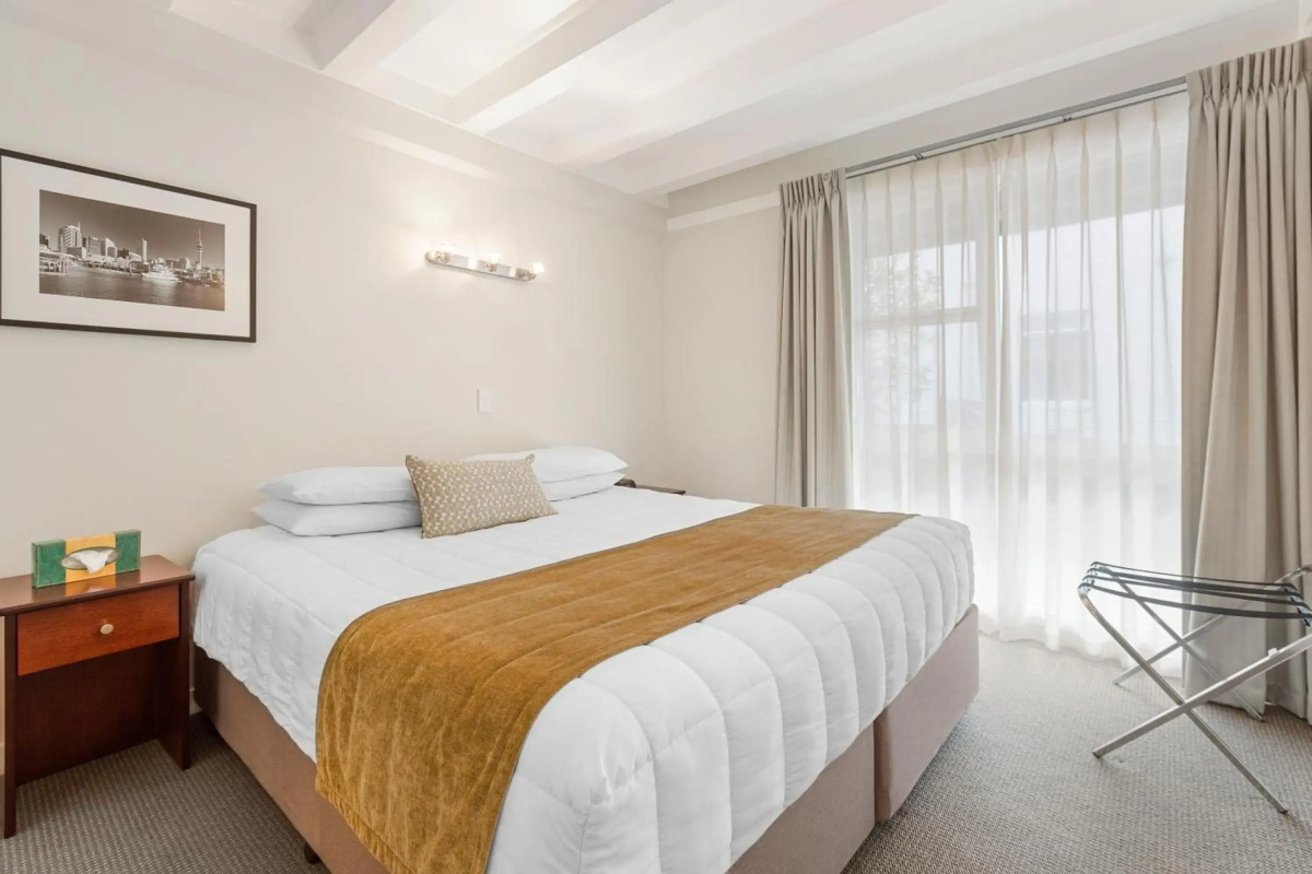 The Parnell Hotel & Conference Centre