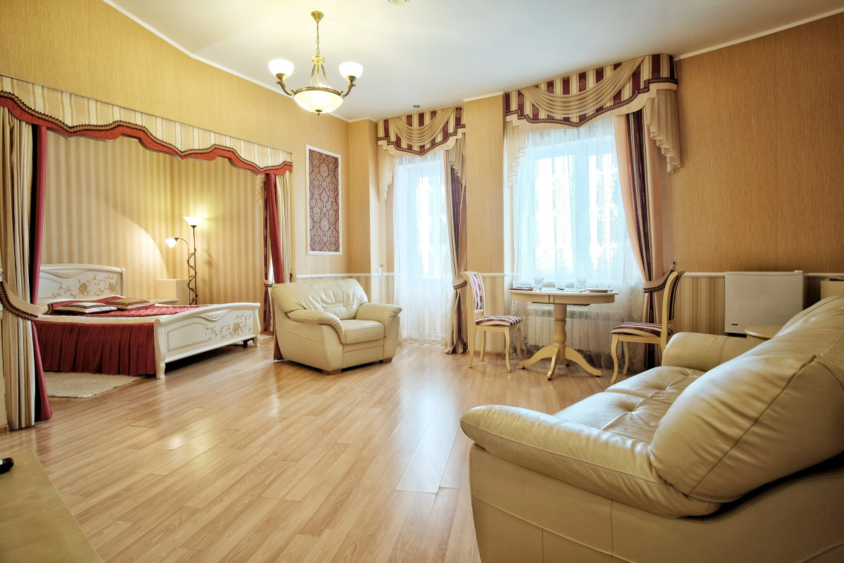 Отель Донжон