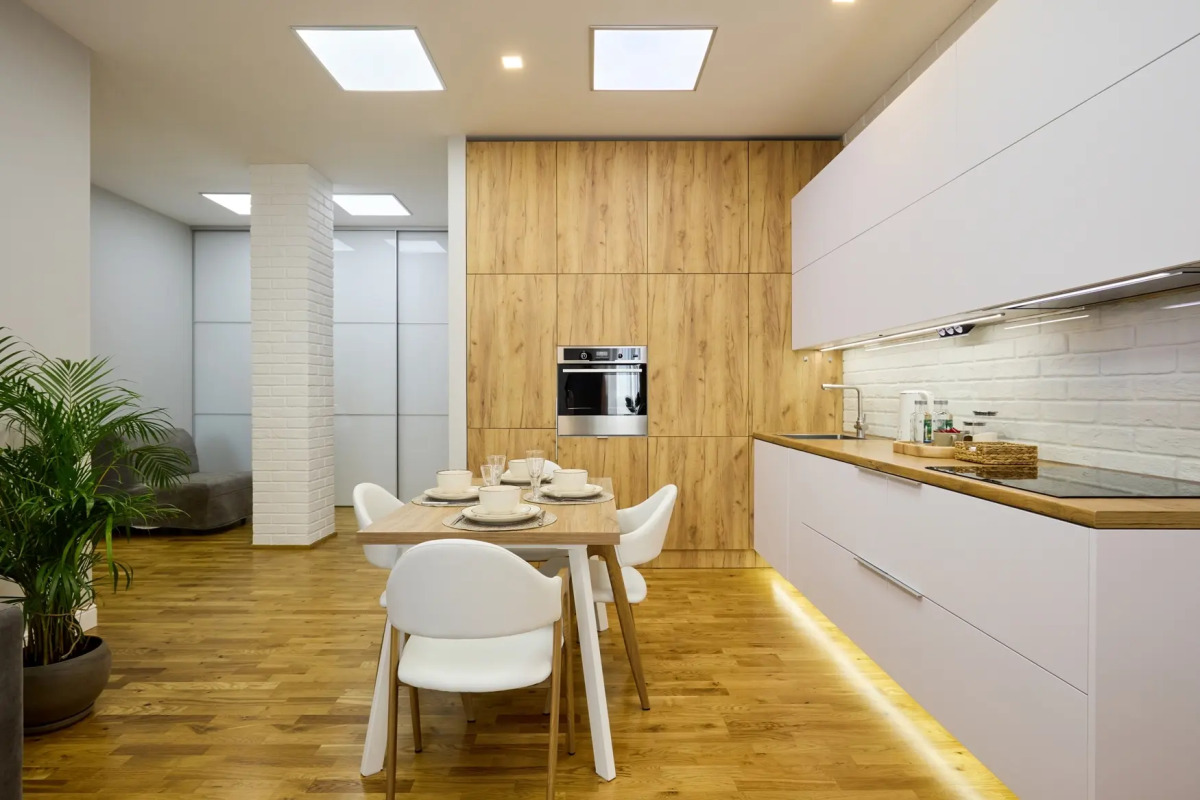 Апартаменты ЕвроУют Просторные трехкомнатные недалеко от центра