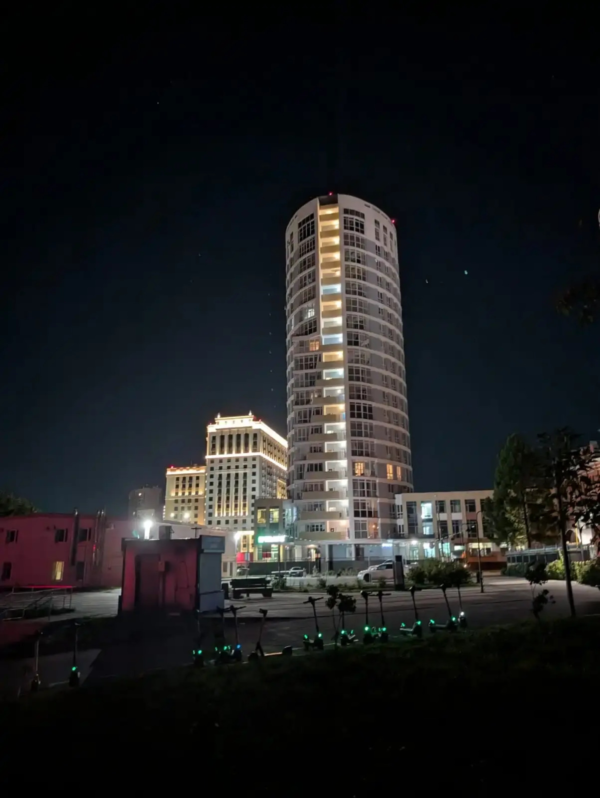 Квартира Волжский бриз Видовая 3-х комнатная на набережной в центре города