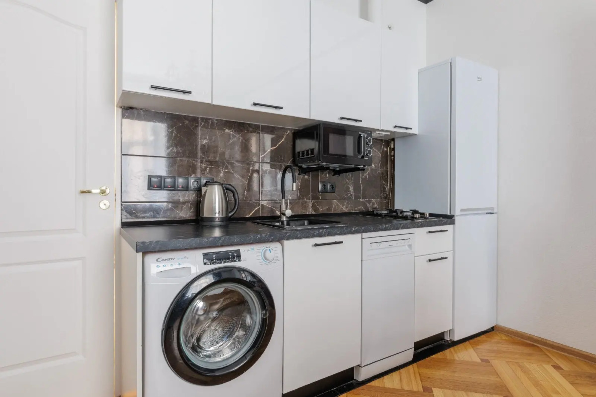 Апартаменты 4-комнатные на Лиговском 44 DereMRents