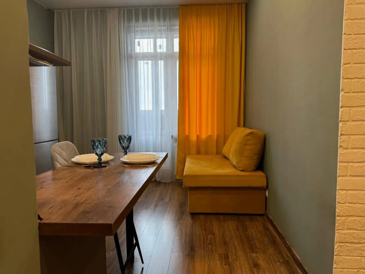 Апартаменты Аврора на Михалицына 1, 10 этаж