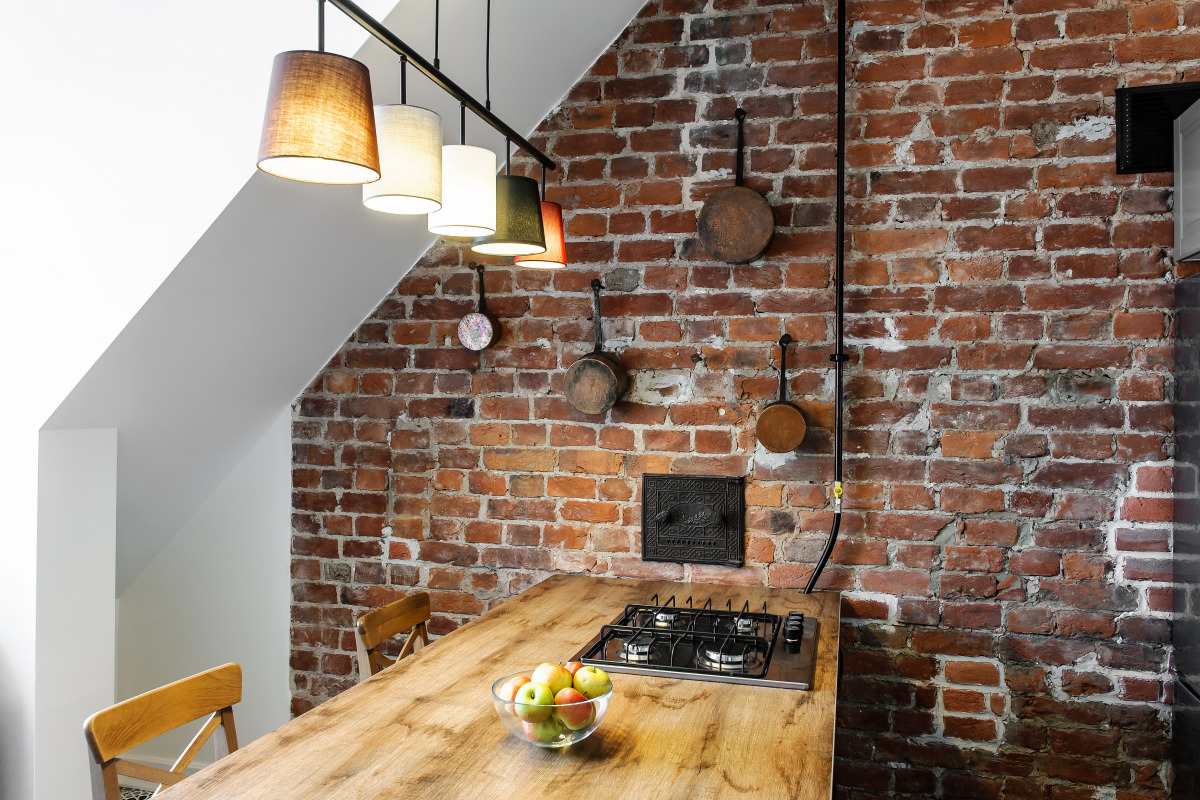 Апартаменты Яркий Лофт с видом на крыши