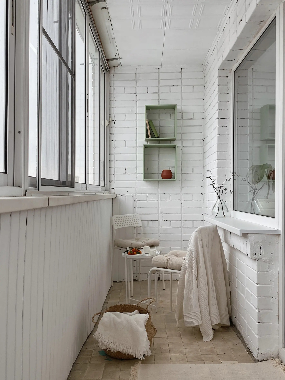 Квартира 1-к. Осенний блюз TYT-YЮT Autumn Blues