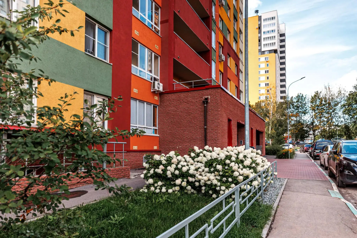 Апартаменты Уютные 1-комнатные на Академика Сахарова 119к2