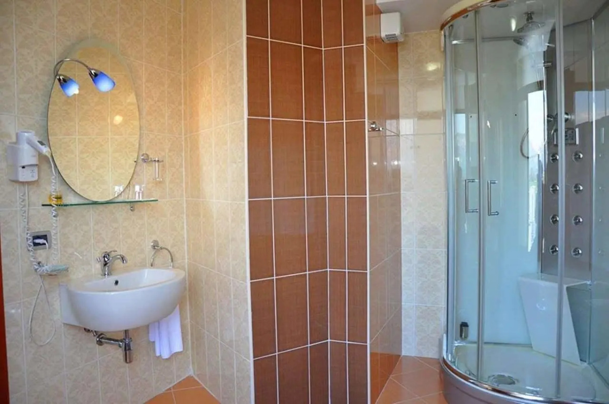 Отель Airport Tirana