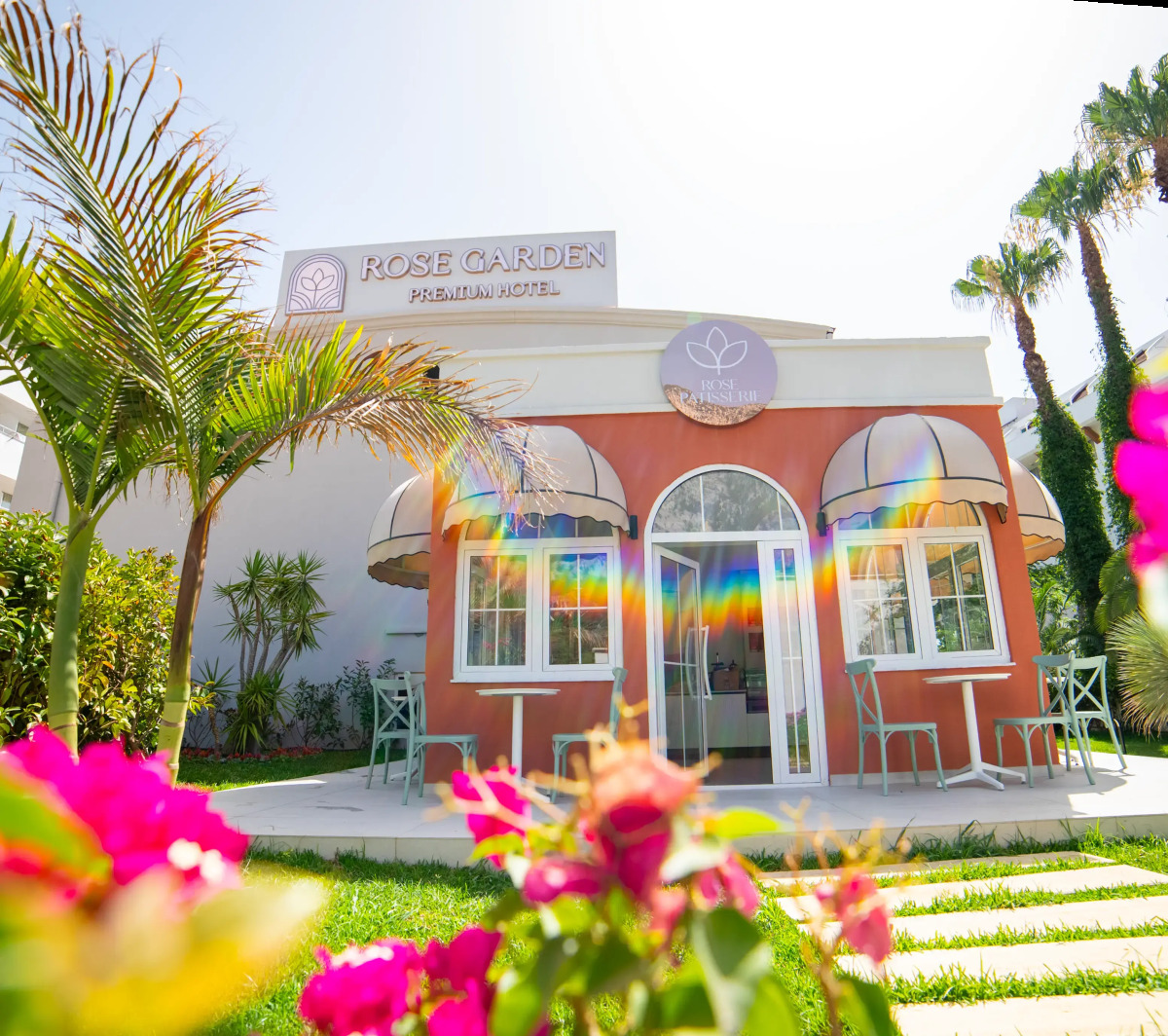 Rose Garden Premium Hotel