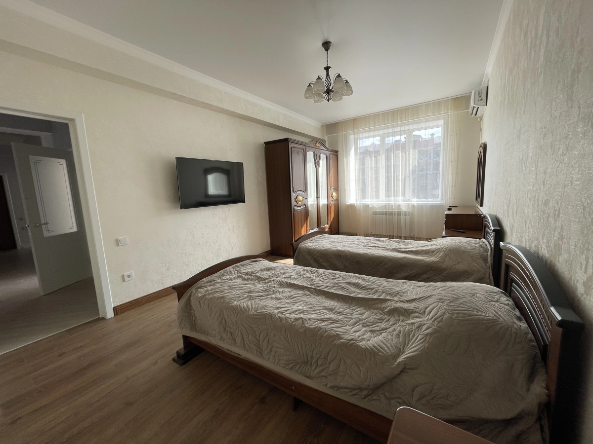 Квартира у набережной