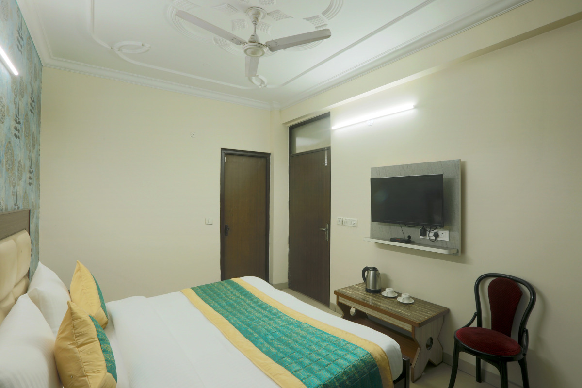 Отель Airport Mayank Residency