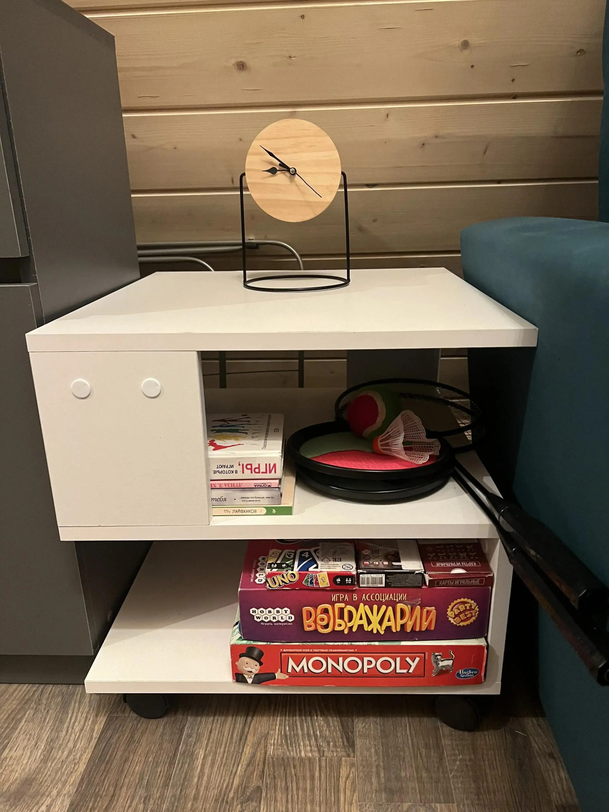 Частный дом Уютный у Реки с Чаном в Современном Стиле