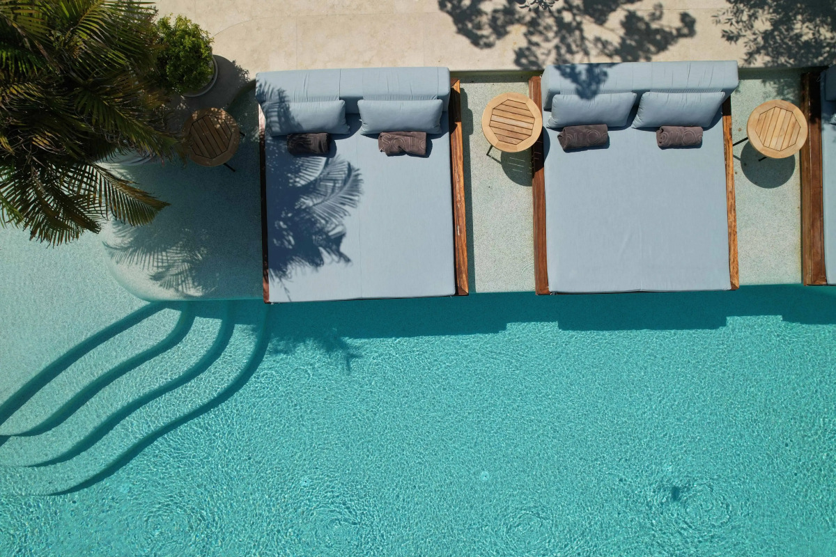 Отель Pilos Suites